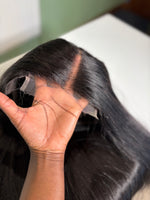 Load image into Gallery viewer, 5x5 Glueless closure wig
